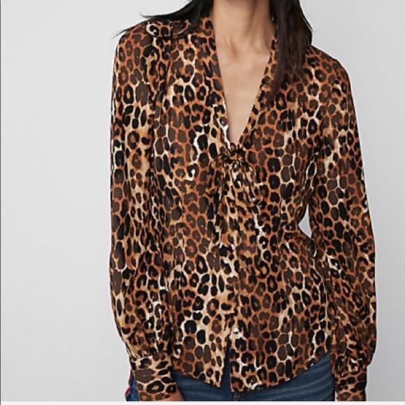 Express Fitted Tie Neck Leopard Blouse Size Small - Picture 1 of 8